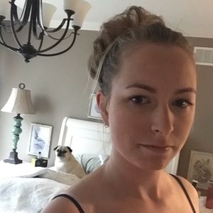 Meet your Posher, Rebecca